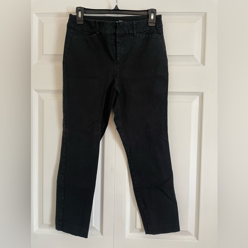 Old Navy Black High-Rise Pixie Skinny Pants